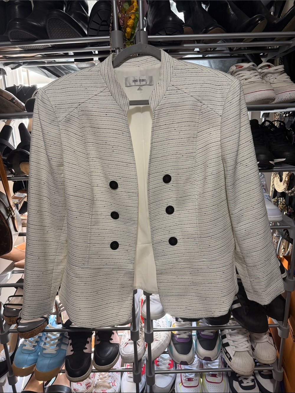 Jones Studio Ivory Textured Collarless Double-Breasted Jacket with Black Buttons